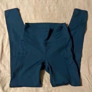 Fabletics Mila high waisted pocket legging